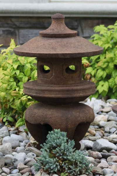 Zhangbi Pagoda Cement Garden Sculpture Quality Asian Lantern Decor